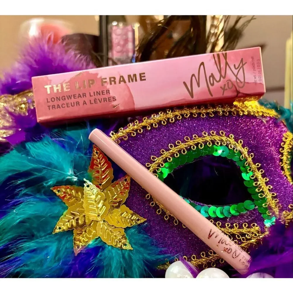 MALLY BEAUTY - NIB The Lip Frame Longwear Liner/Neutral Dusk. (hard to find)